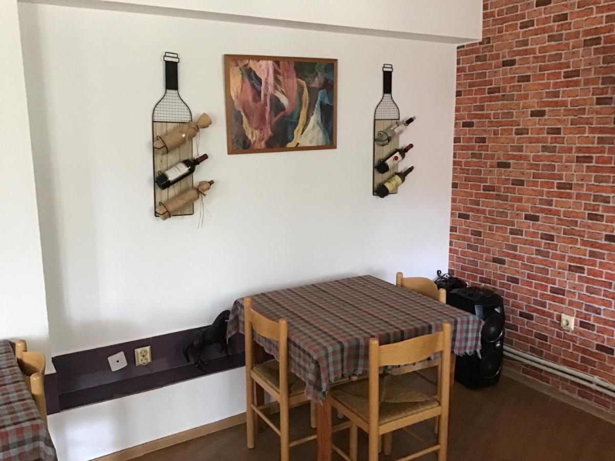 Villa Siret Sendreni Exteriör bild