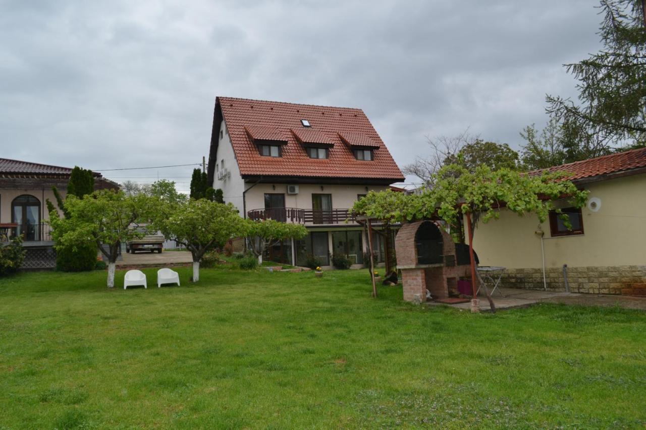 Villa Siret Sendreni Exteriör bild