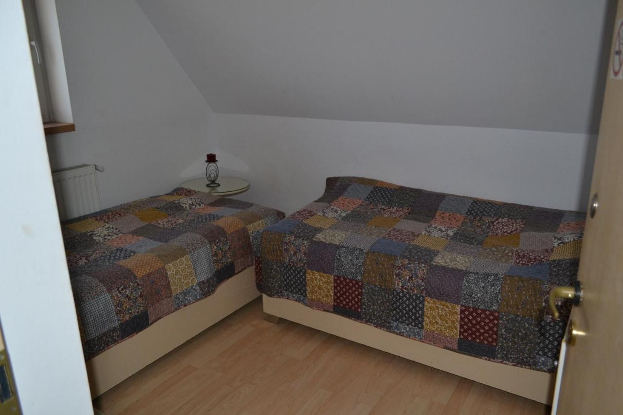 Villa Siret Sendreni Exteriör bild