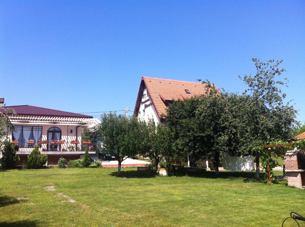 Villa Siret Sendreni Exteriör bild
